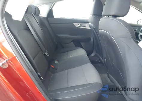 2022 Kia Forte Lxs z USA, uszkodzony, nr VIN 3KPF24ADXNE419260